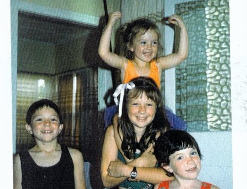Sharny’s children Christmas 1988? (Sam, Ali, Lauren, Heidi on top)